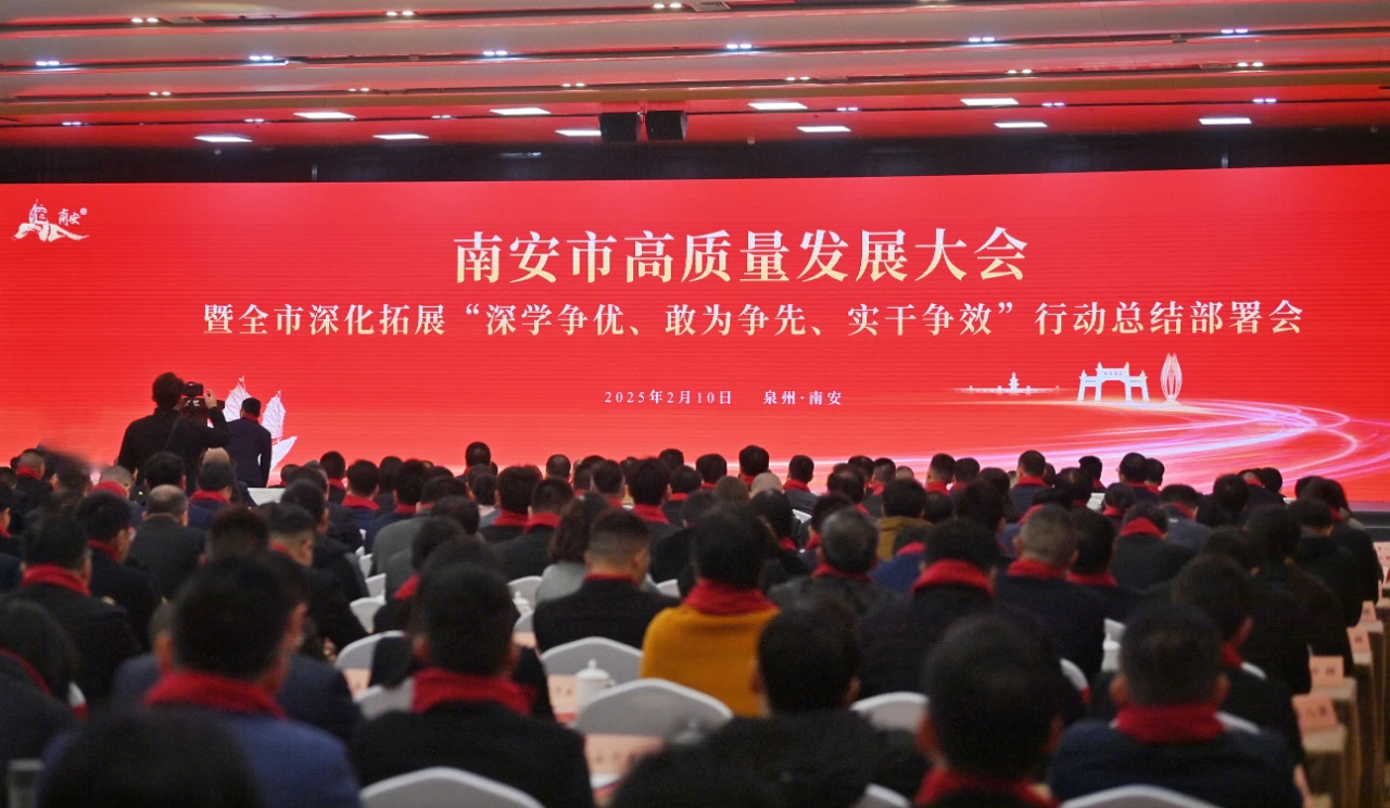 納稅超三千萬2.jpg